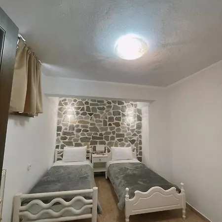 Yourlittlemiracle-panoramicview+firepit+garden+bbq *