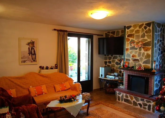 Vakantiehuis Yourlittlemiracle-panoramicview+firepit+garden+bbq