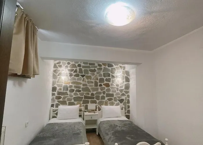 Yourlittlemiracle-panoramicview+firepit+garden+bbq *